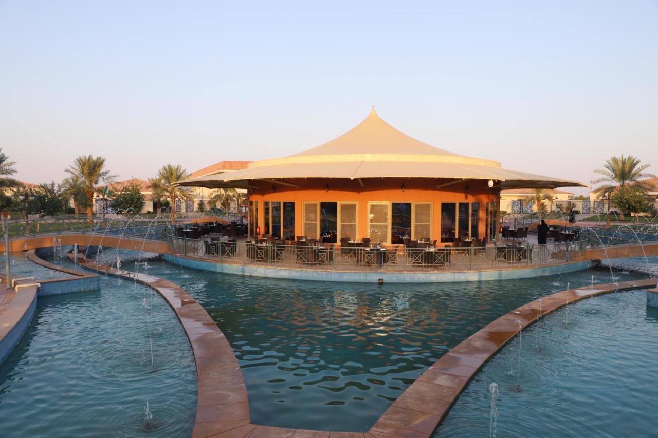 Swiss International Hotel Villas Unaizah - Al Qassim Ngoại thất bức ảnh